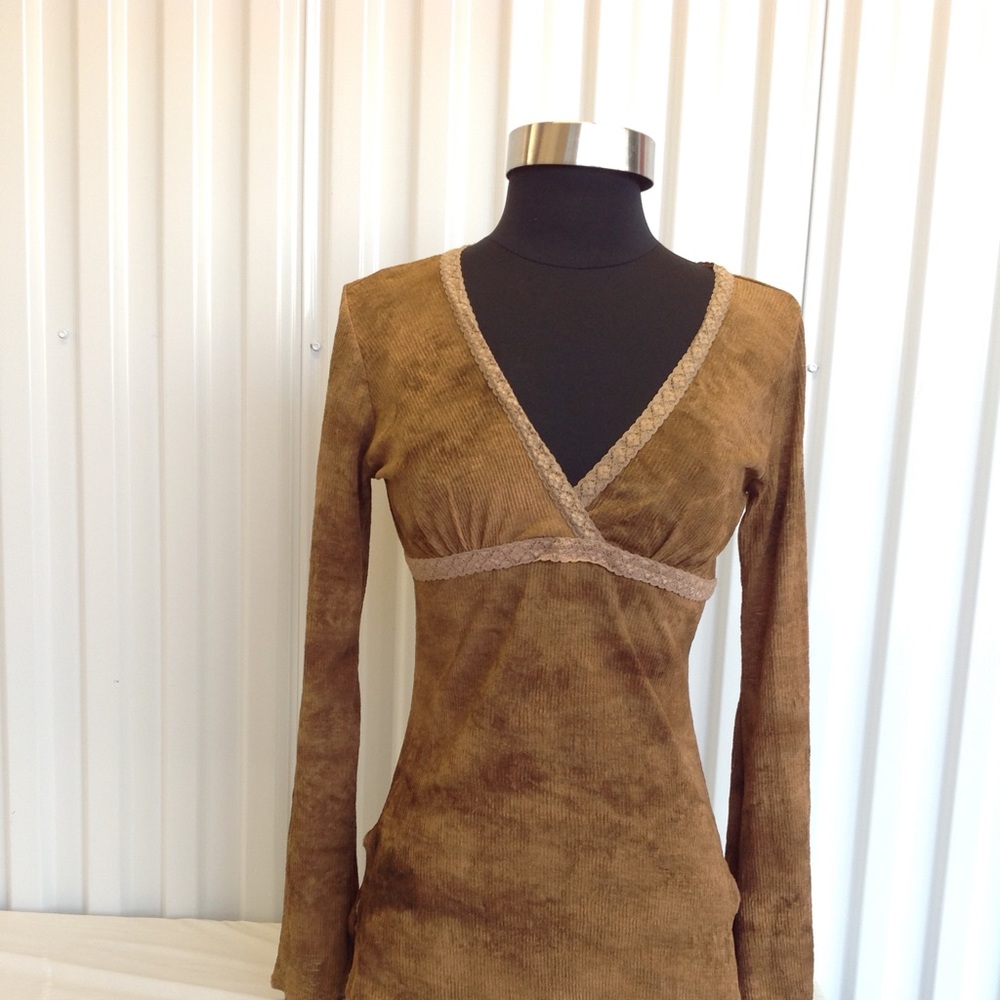 BROWN BODY CON SLASHED LONG SLEEVE BLOUSE